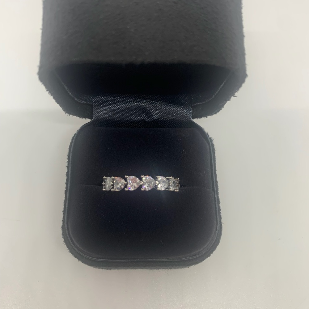 Pandora Band Of Clear Hearts Ring Sterling Silver Size 7